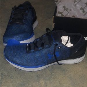 Brand new never worn men’s size 10 Under Armour